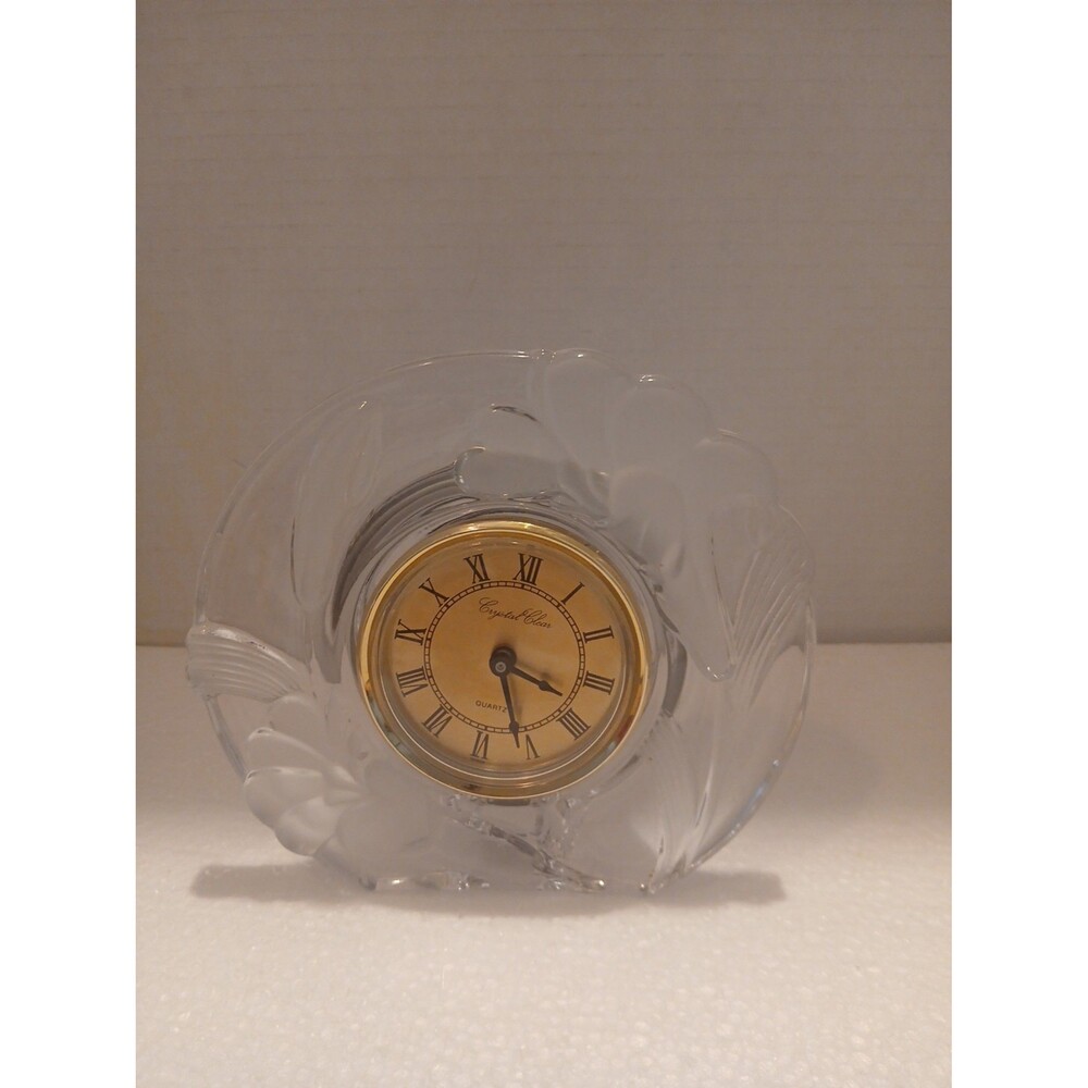 Studuos Crystal Clear Quartz  Clock made in Japan
